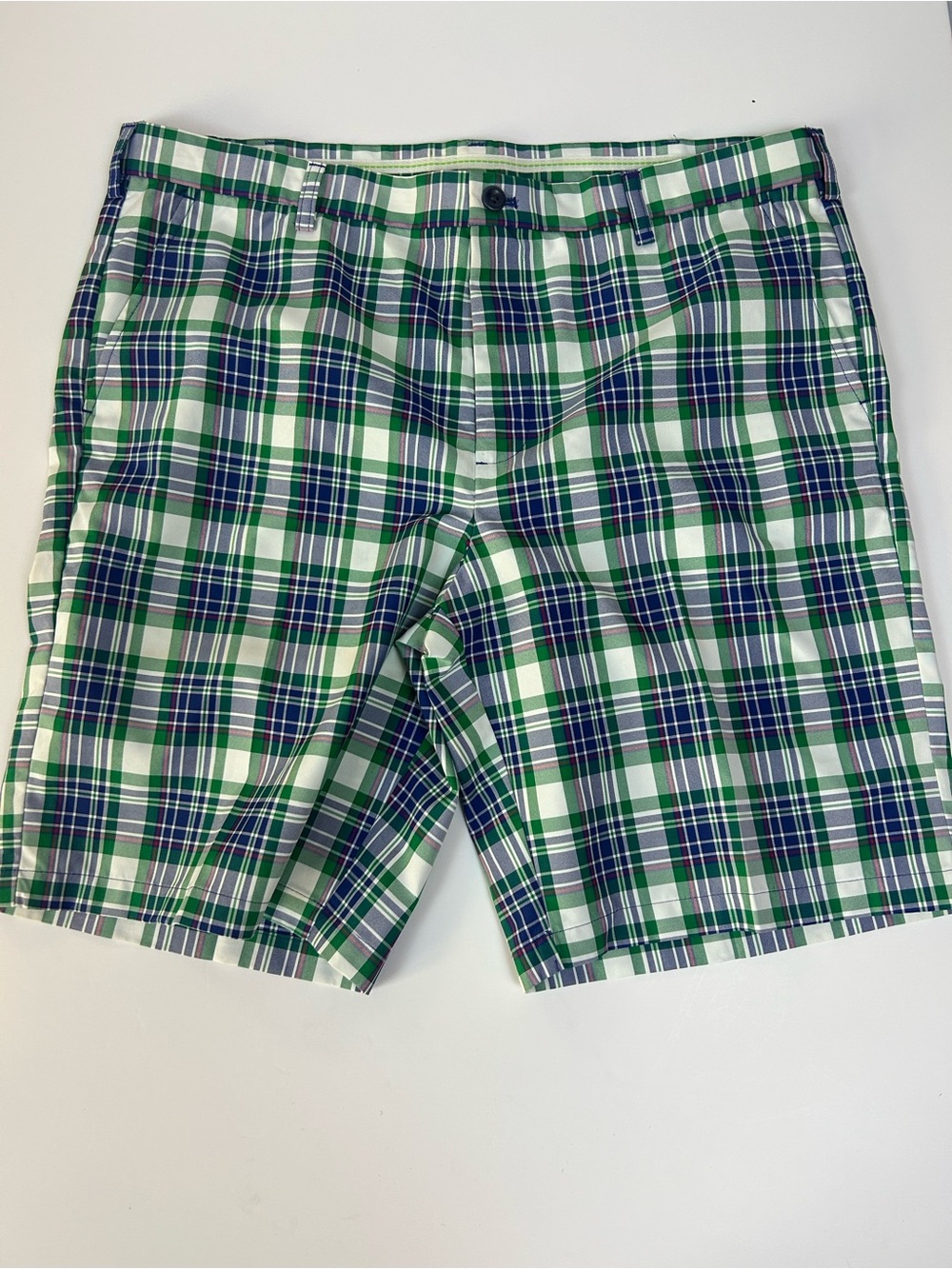 IZOD Golf Men’s Size 40 Plaid Performance Shorts Green Blue 10” Inseam